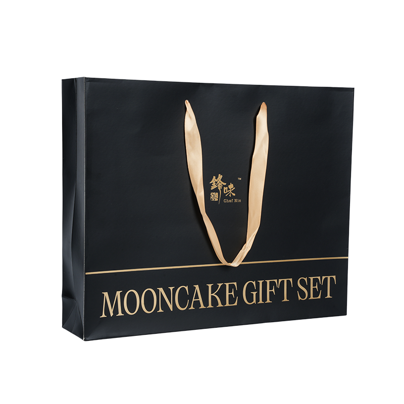 Aqua repugnans manubrio kraft/alba cardboard crustulam portare sacculum